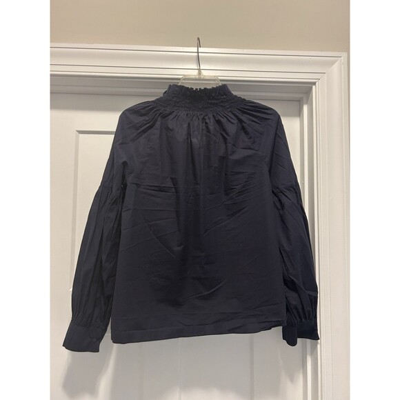 Women's Size Medium Navy Blue Long Sleeved Button Down Shirt Gap Collar Preppy - Picture 4 of 5